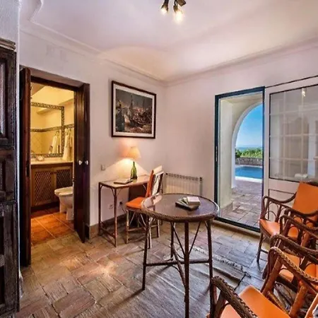 Spectacular Sunshine Delight Private Pool Amazing Sea Views Ferragudo Vila