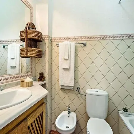 Spectacular Sunshine Delight Private Pool & Amazing Вилла *