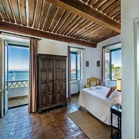 Spectacular Sunshine Delight Private Pool Amazing Sea Views Ferragudo וילה קארבואירו